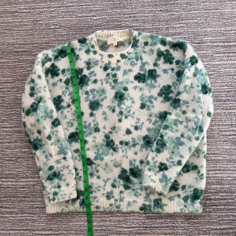 Sezane Amaya Sweater in Green Hydrangea - Picture 2 of 6